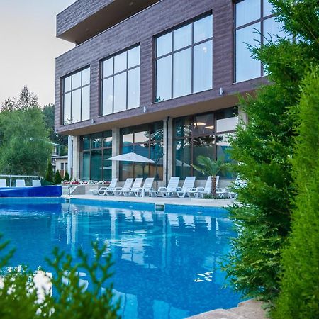 Complex Katalina Hotel Tsigov Chark Buitenkant foto