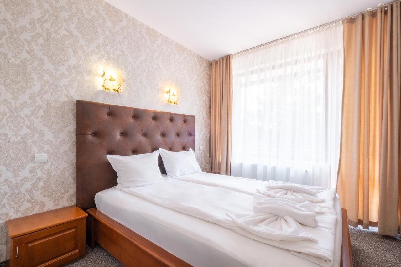 Complex Katalina Hotel Tsigov Chark Buitenkant foto