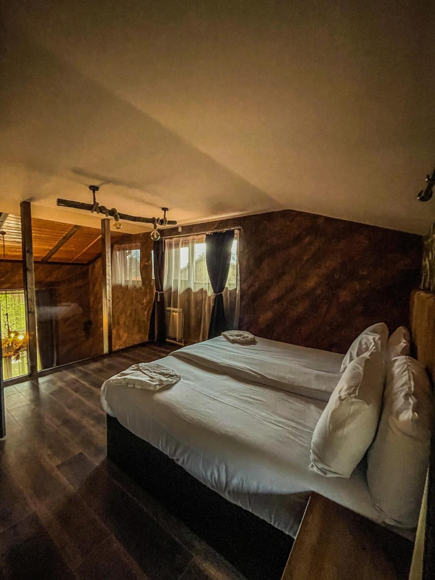Complex Katalina Hotel Tsigov Chark Buitenkant foto