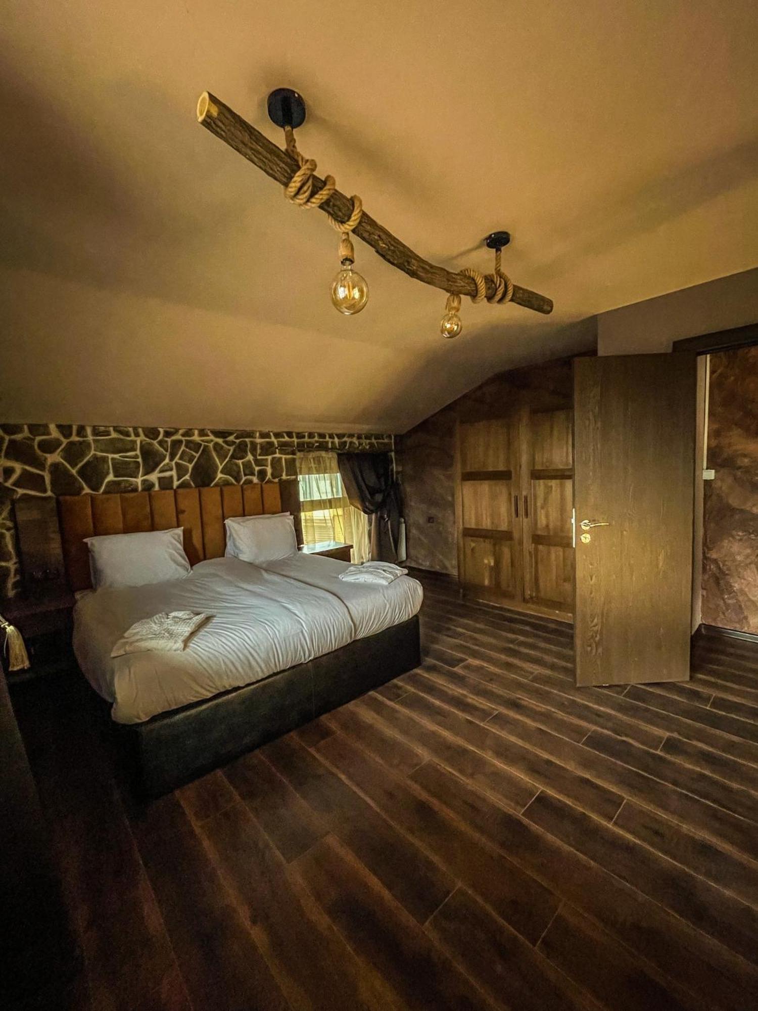 Complex Katalina Hotel Tsigov Chark Buitenkant foto
